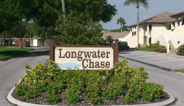 Nicely decorated 2 bedroom 2 bath 2nd floor condo