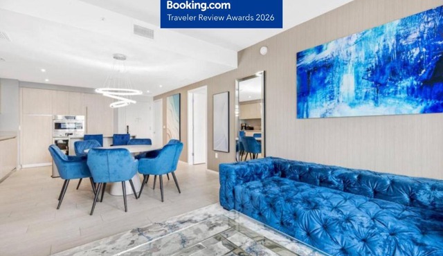 NO RESORT & PARKING FEES, CHECK DETAILS -HYDE HOUSE - Luxury Waterfront 2BR 2BA Apartment Suite with direct ocean view, roof top pool, resort amenities