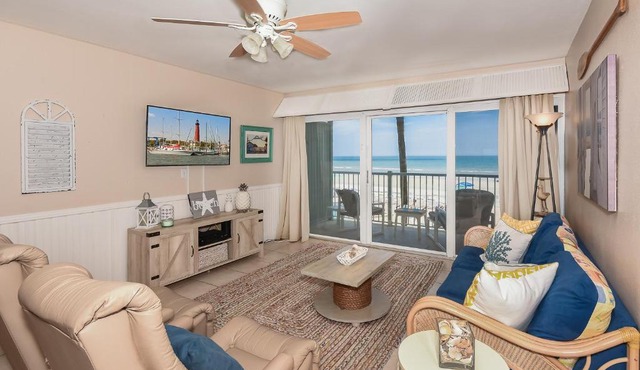 Ocean Club South - Oceanfront Views - Quiet Beach - Near Town