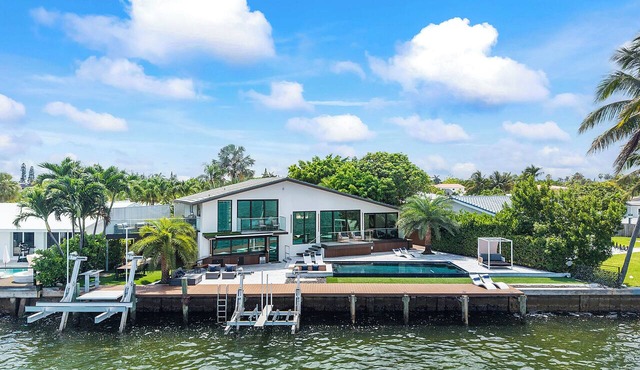 Ocean front home, stunning views!