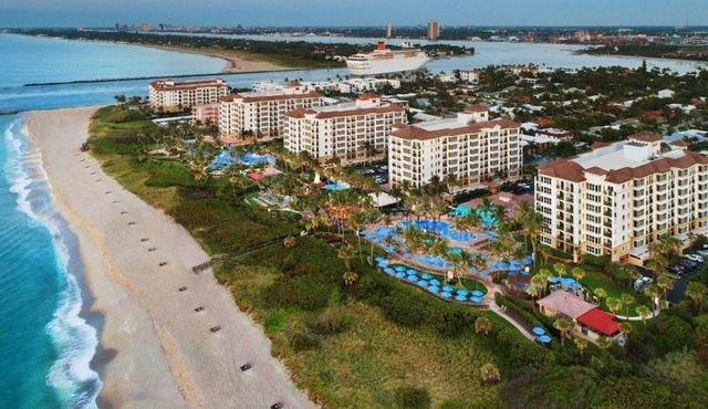 Ocean Pointe One Bedroom- Golf, beach and shopping!