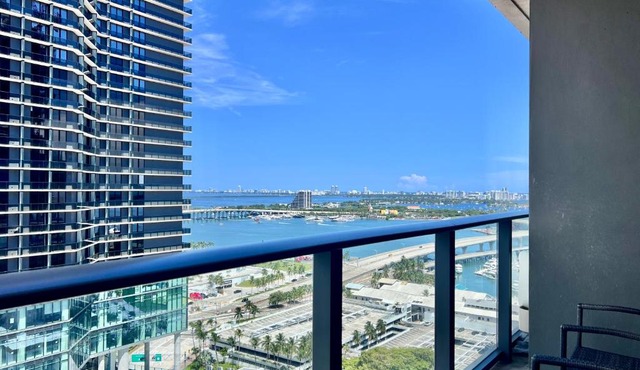 Ocean View Downtown Miami - Rooftop Pool & Resort Amenities