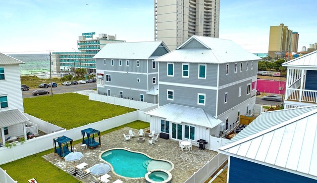 OceanPearl- Private Heated Pool- 5 min walk to the beach!