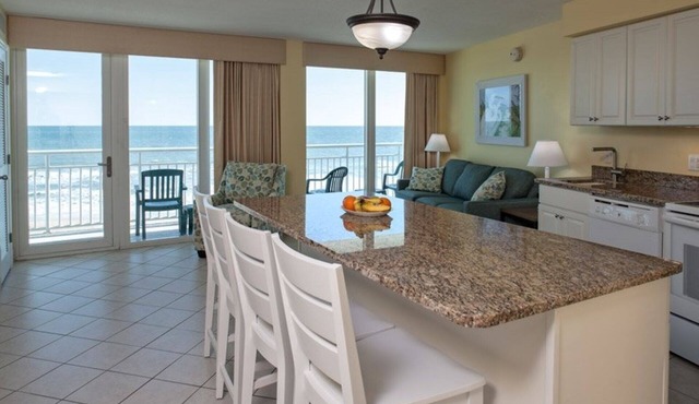 One Bedroom Ocean Front Luxury Condo, Ormond Beach, Florida (1934287)