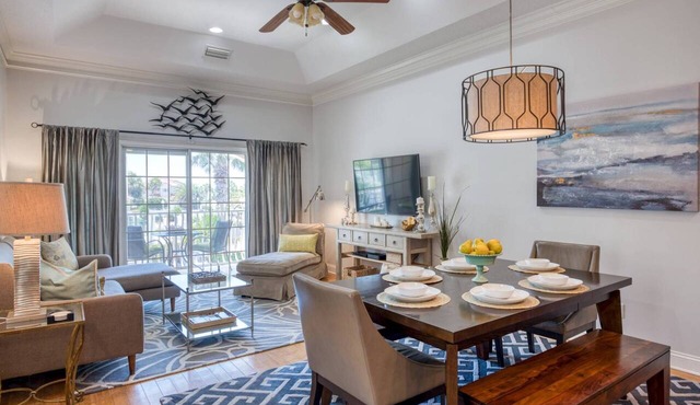 Only Steps to Beach! Fresh Decor, Pool, Tennis, 7 miles to Downtown, Garage, $300 in Free Tickets!