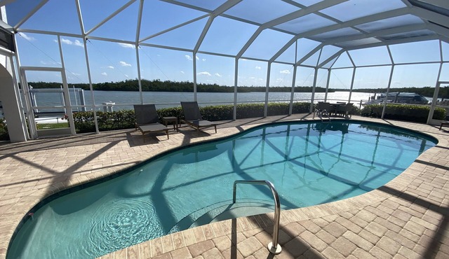 Overlook Nature Preserve in Private 5 Bedroom Waterfront Home