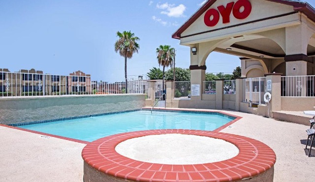 OYO Hotel McAllen Airport South