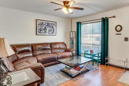 Paddle, Hike & More: Quiet Home in High Springs!