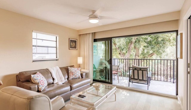 Park Shore Resort, BLDG G #241*Great Views*