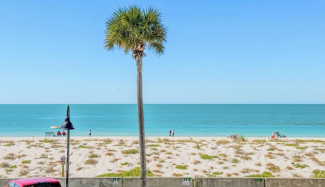 Pass a grille Gulf Way Beachfront 13