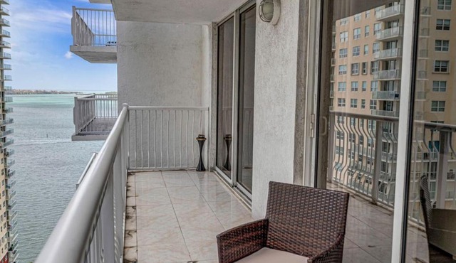 Peaceful Brickell 1BR Water and City Outlook