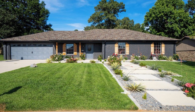 Peaceful Small-Town Retreat with Everything Just Minutes Away