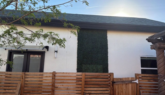 Peaceful studio with AC in charming El Paso