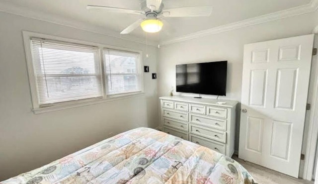 Perfect Location 2 BR w/bay views! 1 block to beach! Winter rentals 40% off!