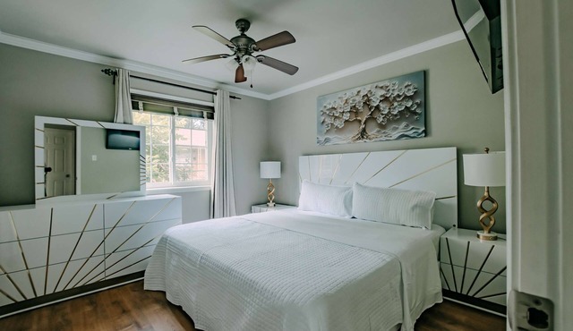 Pet-Friendly 2BR · Laundry · Monthly Stays OK