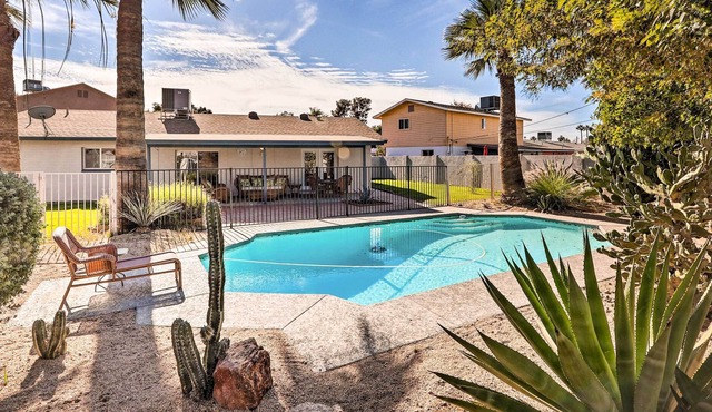 Pet-Friendly Scottsdale Retreat w/ Pool & Patio!