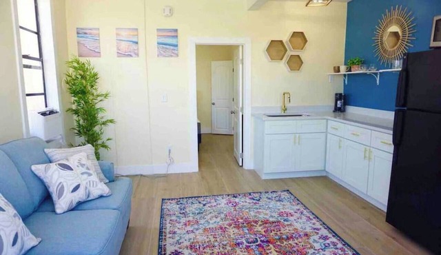 PETS OK Steps 2 Ocean Center, Walk to Beach! PETS OK!