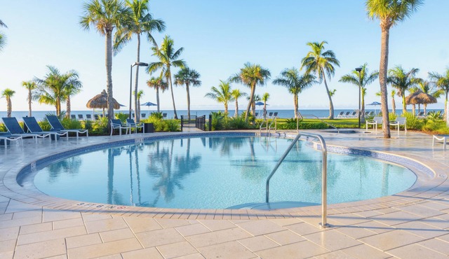 Pointe Santo B26: Sanibel Island Beach Condo with Gulf/Ocean and Pool Views