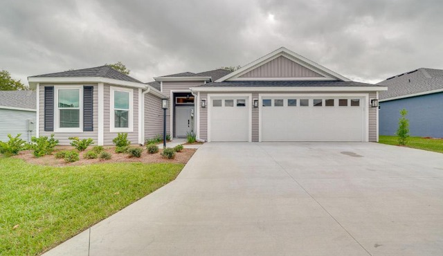 Pool Access & Screened Patio: Home in The Villages in Leesburg