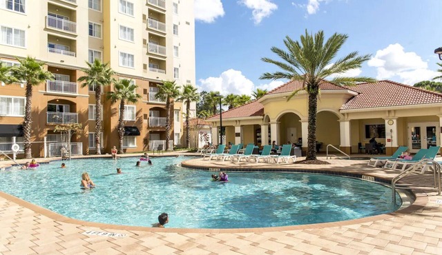 Premium Universal Studios King Bed Resort Studio Free Parking Kitchenette Pool