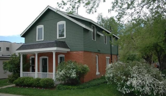 Prime Boulder neighbhorhood 3 Bed 2.5 Bath Available