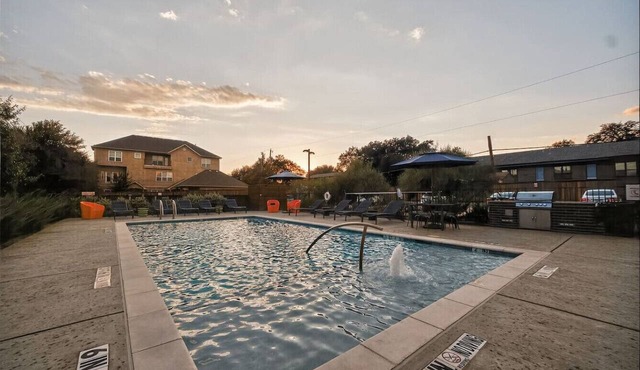 Prime Cedarspring 2BR: Games, Patio & Pool