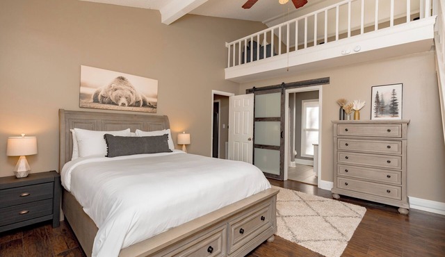 Private 3BD Retreat | Large Yard | Family Stay