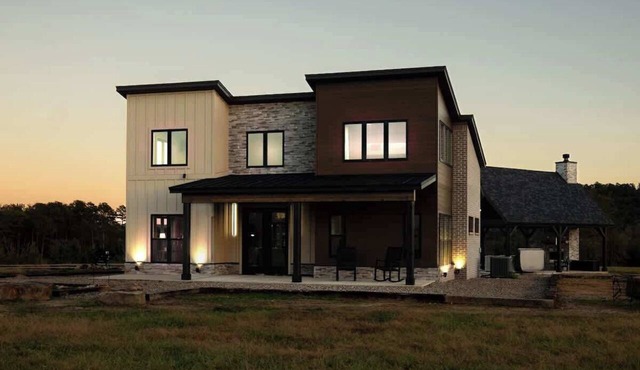 Private 75 Acre Retreat