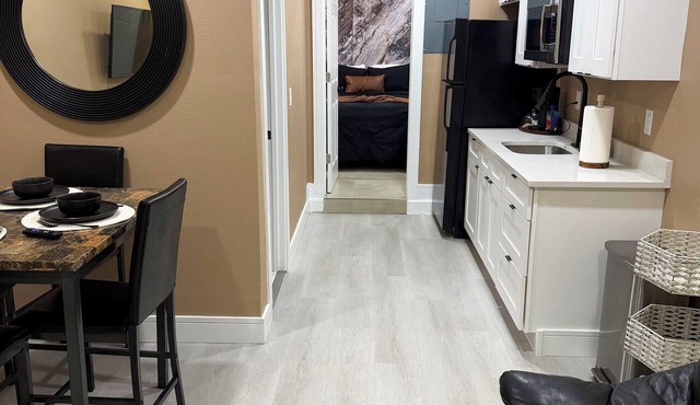 Private Apartment & Close to Nature. Lake Padgett
