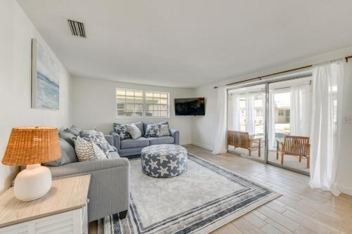 Private Beach Retreat on Siesta Key! Bright Villa