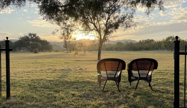 Private Hill Country Escape Near Garner & Nueces River