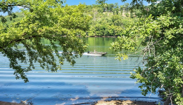 Private Hot Tub Retreat with Stunning Lake Views, Games & Near Branson Landing
