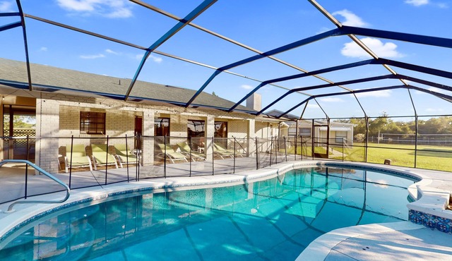 Private Serenity Getaway w/pool