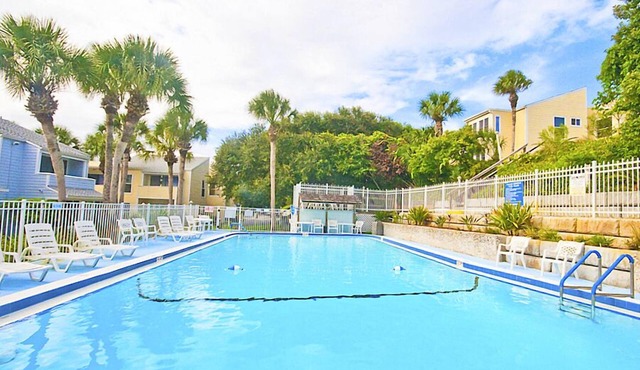 Quail Hollow by Distinctive Beach Rentals