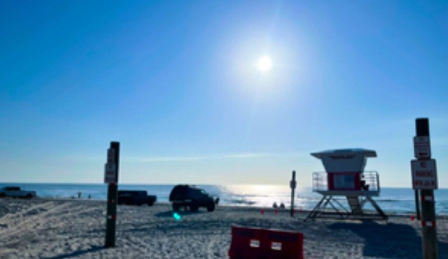 Quiet, fully stocked 3 Bed 2 Bath Home only 7 miles from the beach!