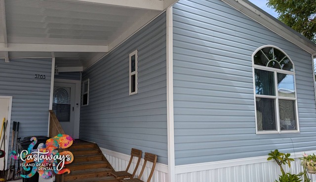 Relax & Boat @Cherry LN Fish Shack waterfront 2BR/2B Home with Private Dock