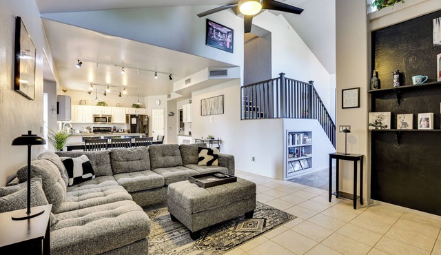 Relaxing Phoenix Home - Outdoor Entertainment Area