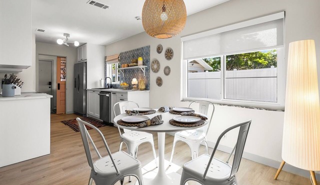 Rental Includes Entire Property- Both Units! Stay in a freshly renovated Mount Dora duplex with two private 1BR/1BA units. Perfect for traveling together while enjoying your own space—7 Min walk to Downtown, shops, and restaurants.