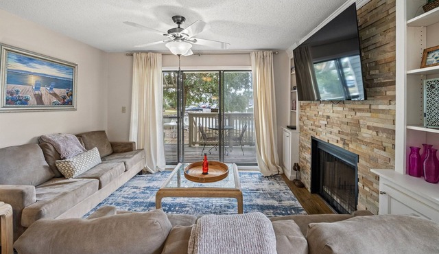 Richmond Pk 8E in Kingston 1st floor, Pool, Beach in Myrtle Beach
