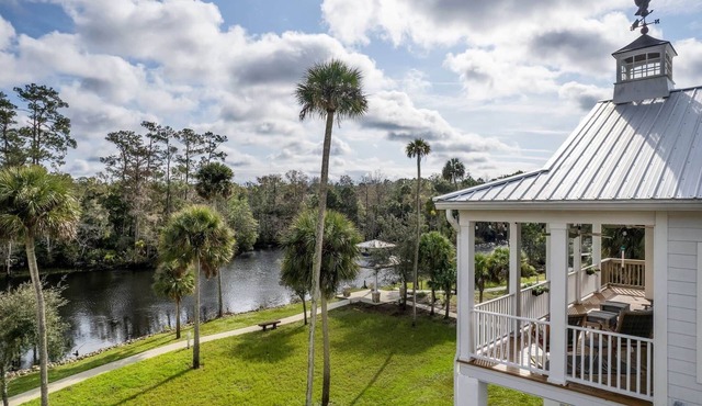 Riverbend Landing - Steinhatchee