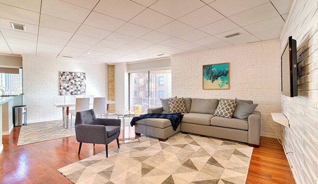 RiverWalk Plaza - Apartment Suite