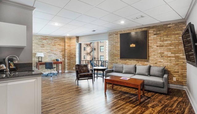 RiverWalk Plaza - Presidential Suite
