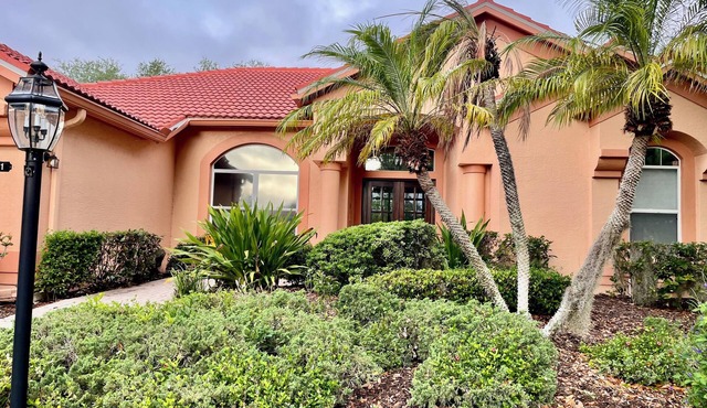 Riverwood 5 Star Amenities! 3-4 Bedroom Home With Pool