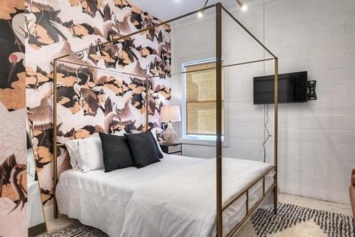 Room 4 Oleander Hotel Downtown Galveston Hotel Near Cruise Terminal & Beach