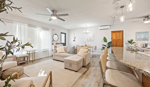 Sandpiper 𓇼 5BR/4BA Across From Beach! Sleeps 16