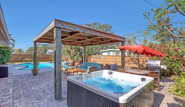 Sandpiper Retreat | Pool | Jacuzzi | Game Room