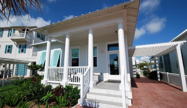Seaglass Cottage - Private home at The Shores home