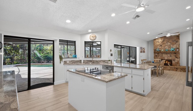 Secluded Palm Beach Gardens Home with Private Pool