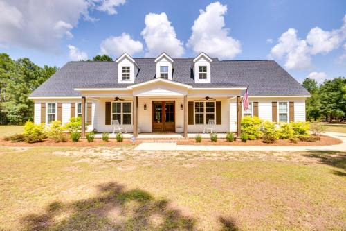 Secluded Stylish Modern Farmhouse