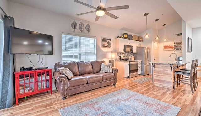 Serene Branson Penthouse w/Resort Access & Views!